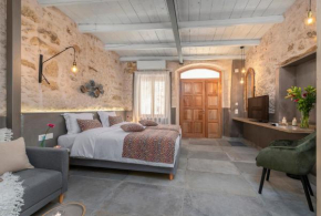 Unique Suite